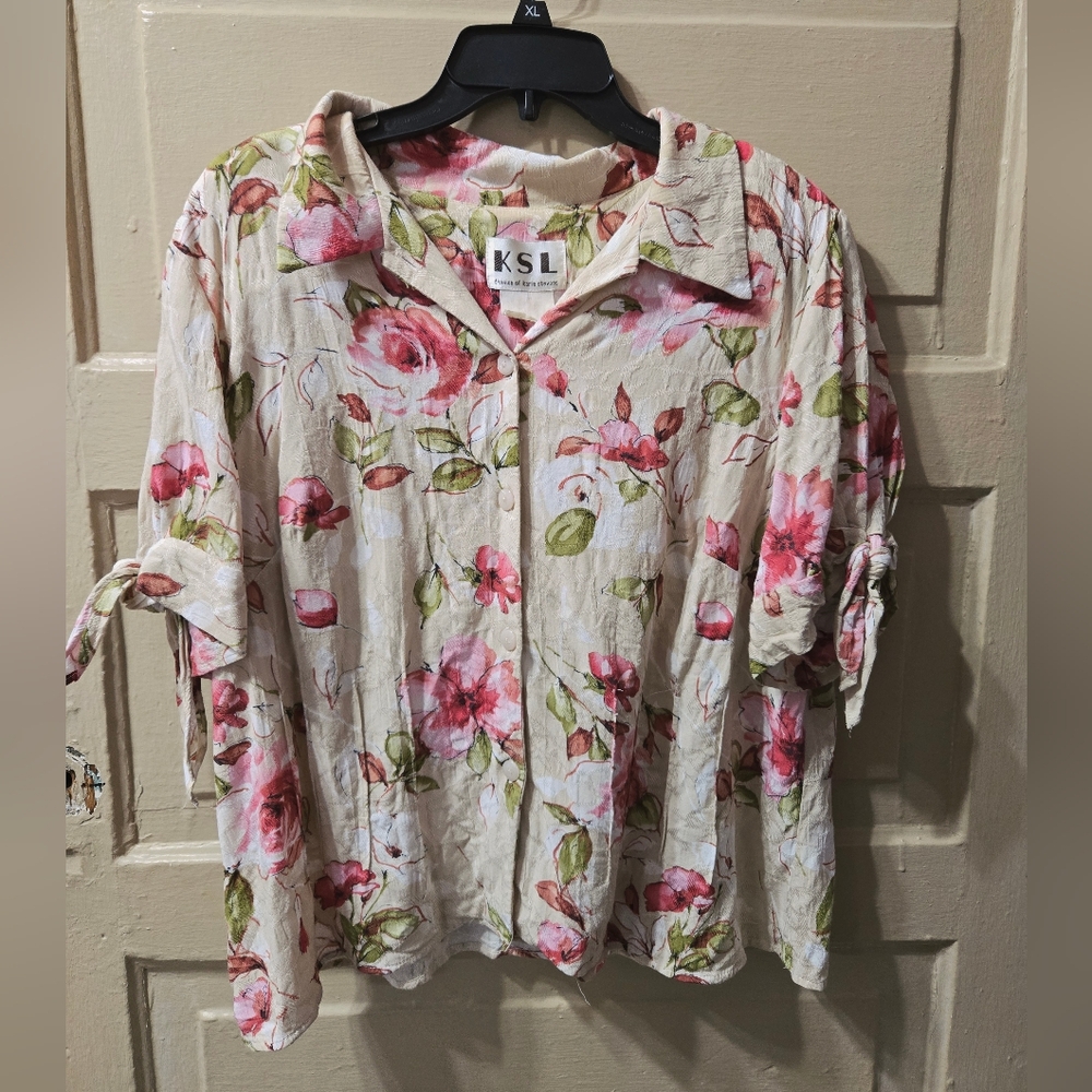 KSL Vintage Floral Short Tie Sleeve Button Down Collared Blouse GUC